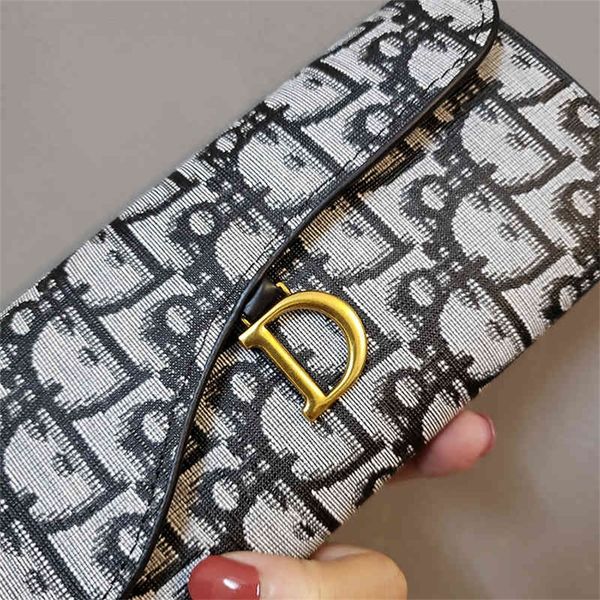 83% off wholesale sale in synthetic leather new women's long style 30% off student small change mobile phone female card bag wallet, Red;black
83% off wholesale sale in synthetic leather new women's long style 30% off student small change mobile phone female card bag wallet, Red;black