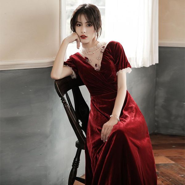 toast dress bride thick female burgundy wedding engagement party evening skirt long section was thin ethnic clothing, Red
toast dress bride thick female burgundy wedding engagement party evening skirt long section was thin ethnic clothing, Red
