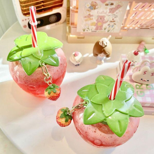 mugs summer cute strawberry straw water bottle cartoon food grade pp widely used milk coffee cup household drink 
mugs summer cute strawberry straw water bottle cartoon food grade pp widely used milk coffee cup household drink