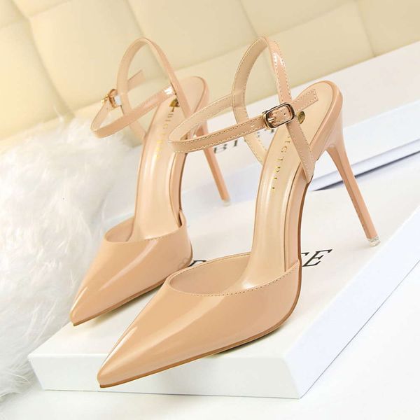 fashion sandal style simple thin heel ultra-high shallow mouth pointed patent leather night cb slim women's sho, Black
fashion sandal style simple thin heel ultra-high shallow mouth pointed patent leather night cb slim women's sho, Black