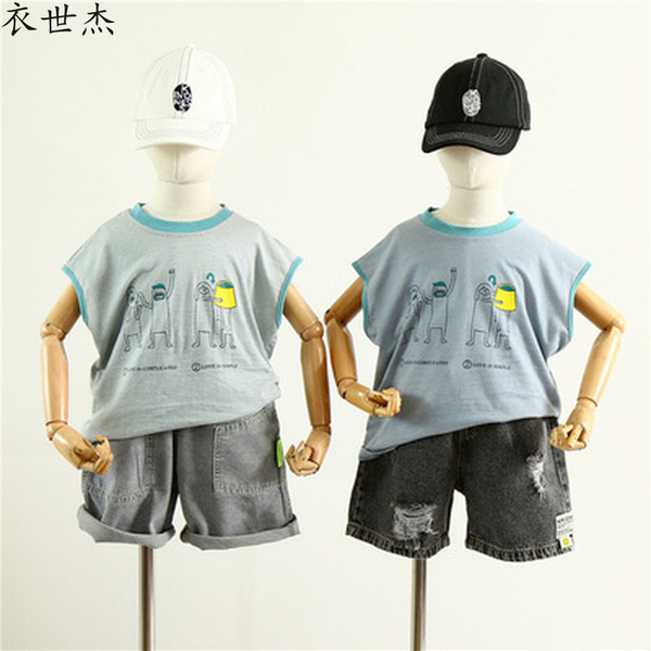 childrens clothing 2022 summer boy baby sweat-absorbent breathable color matching striped cartoon t-shirt trend, Blue
childrens clothing 2022 summer boy baby sweat-absorbent breathable color matching striped cartoon t-shirt trend, Blue