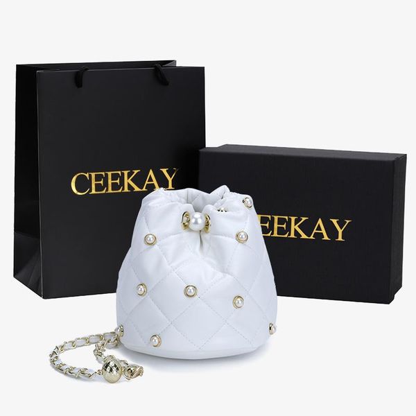 evening bags designer letter fashion exquisite shopping retro casual handbag shoulder pink bag pu leather female bucket
evening bags designer letter fashion exquisite shopping retro casual handbag shoulder pink bag pu leather female bucket
