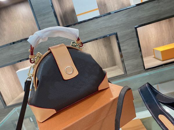 semicircle luxury special shape woman handbags party bags sell good quality new bags 2021
semicircle luxury special shape woman handbags party bags sell good quality new bags 2021