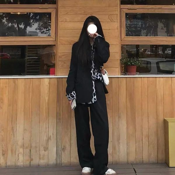 women's pants & capris wide leg women autumn undefined korean style casual high waist loose black straight trousers 2021, Black;white
women's pants & capris wide leg women autumn undefined korean style casual high waist loose black straight trousers 2021, Black;white