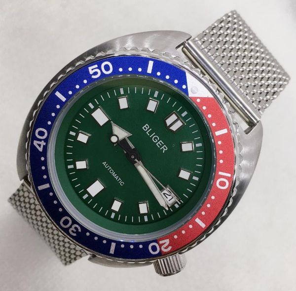 wristwatches 904l stainless steel bracelet sapphire glass rotating blue red bezel dial casual swimming men's automatic watch, Slivery;brown
wristwatches 904l stainless steel bracelet sapphire glass rotating blue red bezel dial casual swimming men's automatic watch, Slivery;brown
