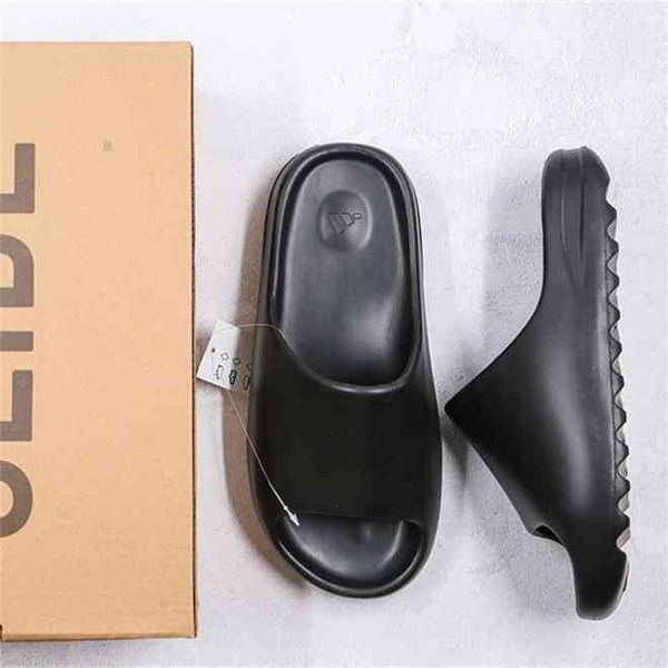 yeesy slide bone black green fashion sports slippers white khaki men women indoor outdoor sandal basketball shoes football sneakers size 35-
yeesy slide bone black green fashion sports slippers white khaki men women indoor outdoor sandal basketball shoes football sneakers size 35-