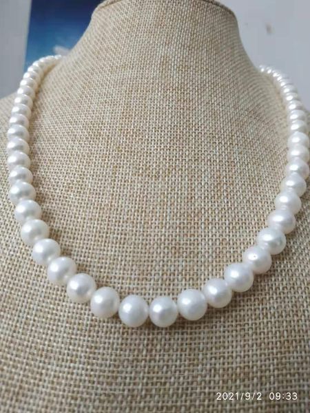 new fine 18inch 8-9mm natural round white pearls necklace high luster no lines, holes or blemish nice pearl jewelry, Silver
new fine 18inch 8-9mm natural round white pearls necklace high luster no lines, holes or blemish nice pearl jewelry, Silver