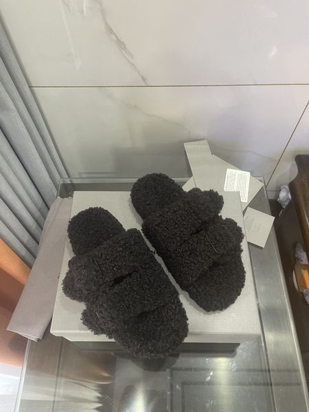 designer slippers men women autumn winter wool loafers classic metal buckle embroidery shoes luxury bee snake pattern lazy slides 1110, Black
designer slippers men women autumn winter wool loafers classic metal buckle embroidery shoes luxury bee snake pattern lazy slides 1110, Black
