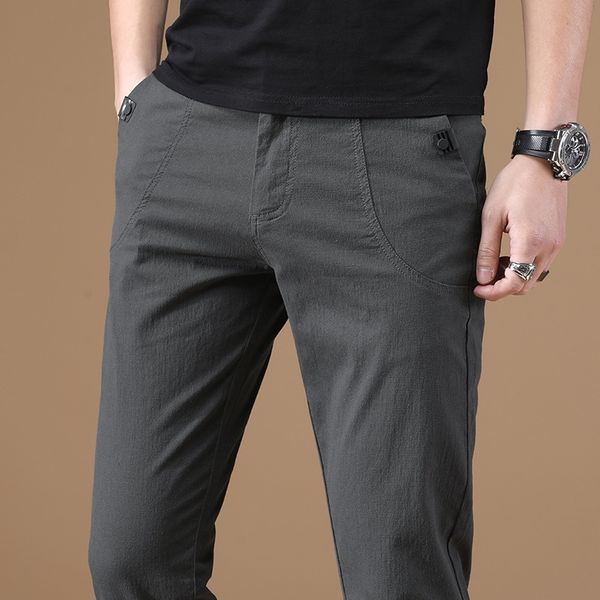 autumn men's casual and winter loose straight tube versatile autumn clothes 2021 new elastic sports pants, Black
autumn men's casual and winter loose straight tube versatile autumn clothes 2021 new elastic sports pants, Black