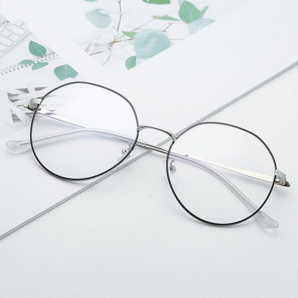 fashion sunglasses frames 2021 designer woman glasses optical metal round frame clear lens eyewear black silver gold eye men 632
fashion sunglasses frames 2021 designer woman glasses optical metal round frame clear lens eyewear black silver gold eye men 632