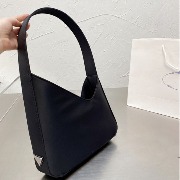design purse high end goods nylon underarm bag and winter new hobo portable medieval magic stick versatile
design purse high end goods nylon underarm bag and winter new hobo portable medieval magic stick versatile