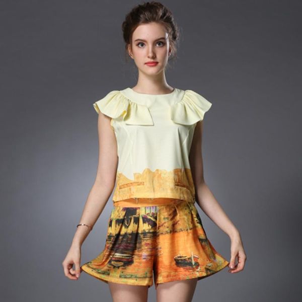women's tracksuits 2021 summer style two-piece suit european pattern print ruffles short sleeve women shorts and casual clothing set om, Gray
women's tracksuits 2021 summer style two-piece suit european pattern print ruffles short sleeve women shorts and casual clothing set om, Gray