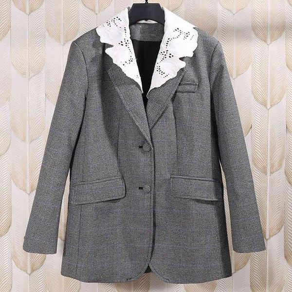 suits 2021 autumn and winter temperament stitching lace collar professional loose plaid women's suit jacket qy3p, White;black
suits 2021 autumn and winter temperament stitching lace collar professional loose plaid women's suit jacket qy3p, White;black
