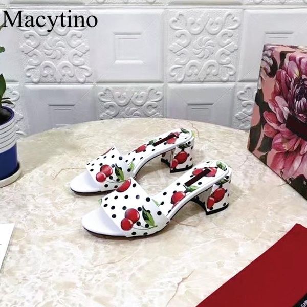 slippers printed decoration ladies high-heeled summer round toe thick-heeled high-heel fashion party, Black
slippers printed decoration ladies high-heeled summer round toe thick-heeled high-heel fashion party, Black