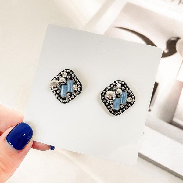 stud arrival earrings geometric metal women classic korean retro square crystal jewelry, Golden;silver
stud arrival earrings geometric metal women classic korean retro square crystal jewelry, Golden;silver