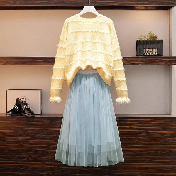 women's tracksuits plus size autumn casual two piece suit women 2021 fashion tassel comfortable sweater and lace skirt set, Gray
women's tracksuits plus size autumn casual two piece suit women 2021 fashion tassel comfortable sweater and lace skirt set, Gray