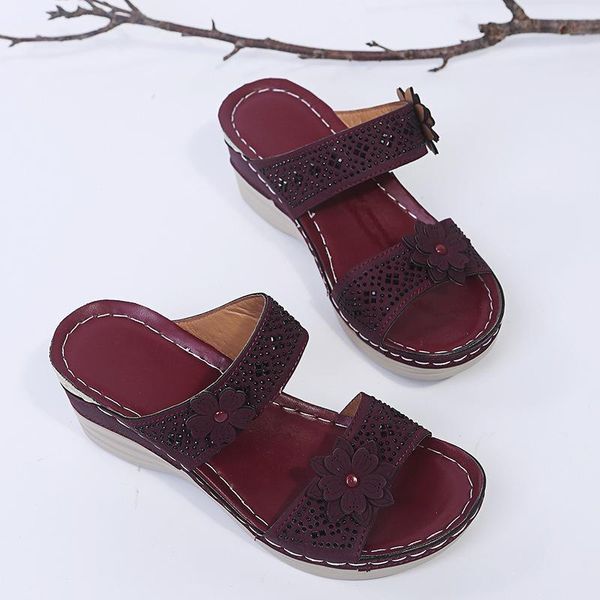 slippers on a wedge shoes heels med lady big size slipers women flower slides high soft summer girl 2021 casual retro fabric bas, Black
slippers on a wedge shoes heels med lady big size slipers women flower slides high soft summer girl 2021 casual retro fabric bas, Black