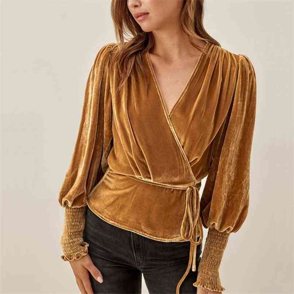 spring and autumn women's casual solid color v-neck long-sleeved belt decorated velvet shirt 210430, White
spring and autumn women's casual solid color v-neck long-sleeved belt decorated velvet shirt 210430, White