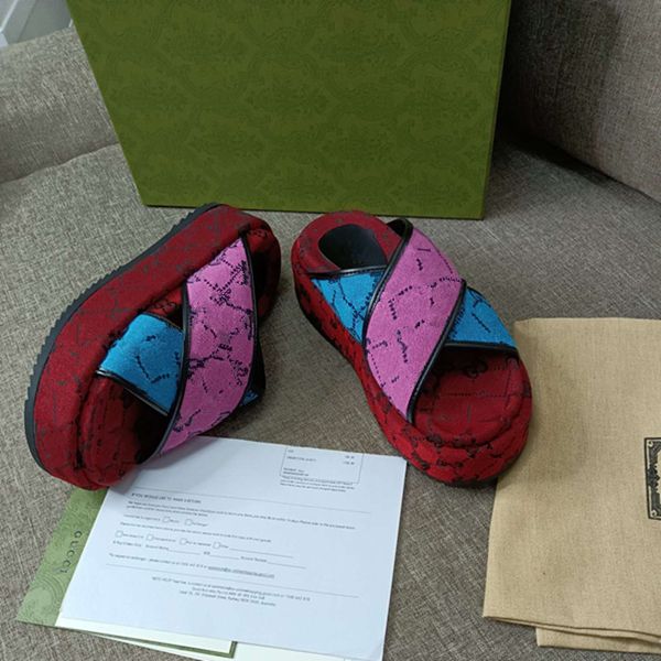 2021 designer fashion women's slippers sandals special fabric material embroidery trademark high quality luxury atmosphere elegant, Black
2021 designer fashion women's slippers sandals special fabric material embroidery trademark high quality luxury atmosphere elegant, Black