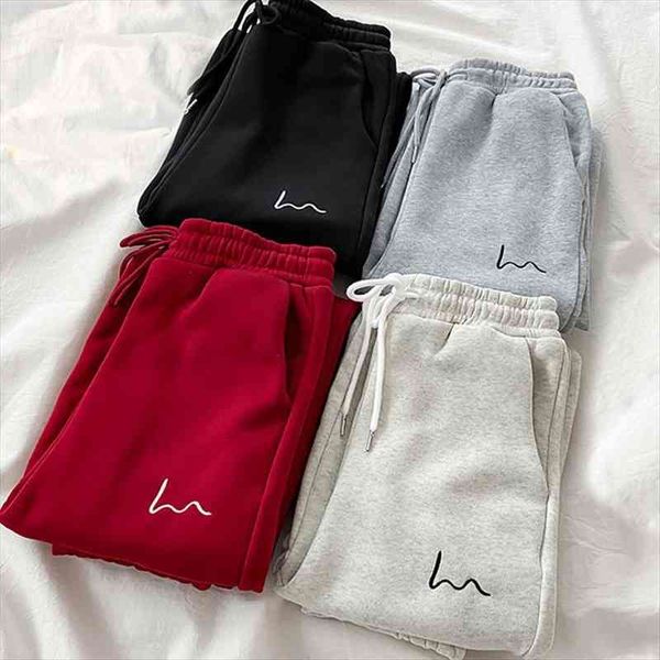 autumn winter harajuku joggers fleece womens pant warm sweatpants baggy vintage jogging sports, Black;white
autumn winter harajuku joggers fleece womens pant warm sweatpants baggy vintage jogging sports, Black;white