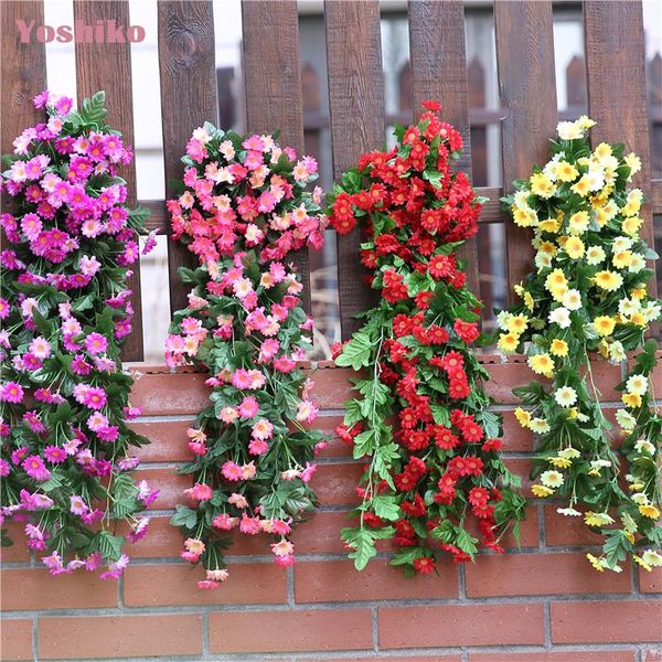 decorative flowers & wreaths simulation small daisy flower vine wall hanging wedding decoration mall corridor
decorative flowers & wreaths simulation small daisy flower vine wall hanging wedding decoration mall corridor