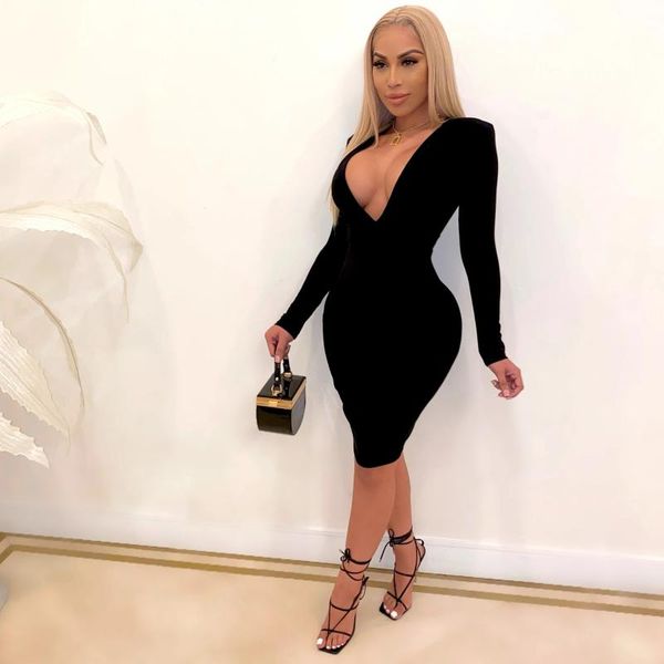 casual dresses rmsfe 2021 women's long sleeve deep v fashion slim fit pleated buttock solid dress, Black;gray
casual dresses rmsfe 2021 women's long sleeve deep v fashion slim fit pleated buttock solid dress, Black;gray