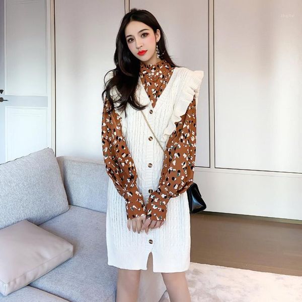 two piece dress 2021 autumn women's lantern sleeves floral shirt + long knitted sweater vest two-piece sets retro ruffle maxi l00102, White
two piece dress 2021 autumn women's lantern sleeves floral shirt + long knitted sweater vest two-piece sets retro ruffle maxi l00102, White