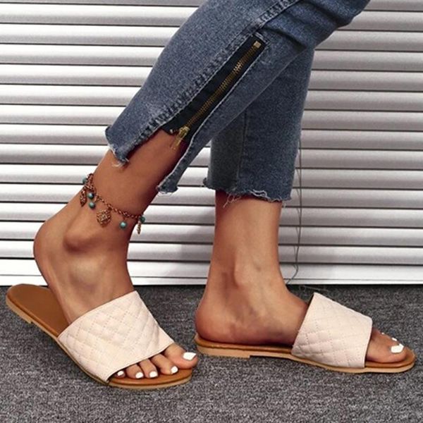 slippers 2021 ladies beach summer shoes women flat slides outdoor female casual sandals fashion retro flip flops plus size, Black
slippers 2021 ladies beach summer shoes women flat slides outdoor female casual sandals fashion retro flip flops plus size, Black