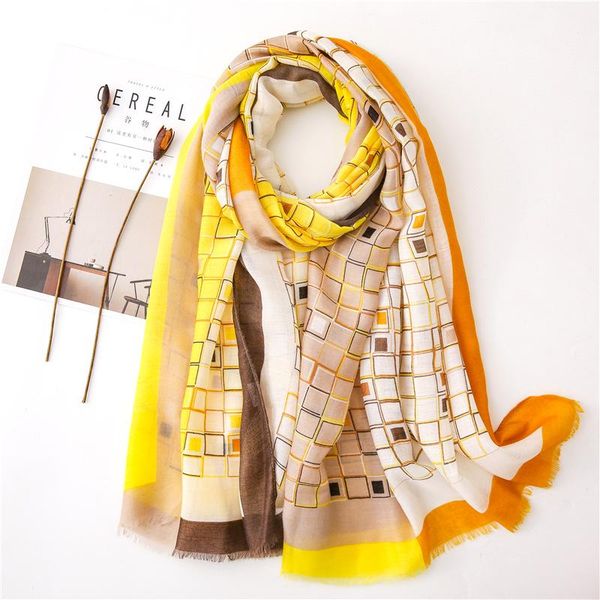 scarves 2021 fashion headscarf cotton linen winter scarf women's versatile style silk printed shawl blanket, Blue;gray
scarves 2021 fashion headscarf cotton linen winter scarf women's versatile style silk printed shawl blanket, Blue;gray