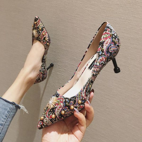 dress shoes 2021 crystal thin heels pointed toe black slip on rivets high women jacquard luxury stilettos ol office pumps
dress shoes 2021 crystal thin heels pointed toe black slip on rivets high women jacquard luxury stilettos ol office pumps