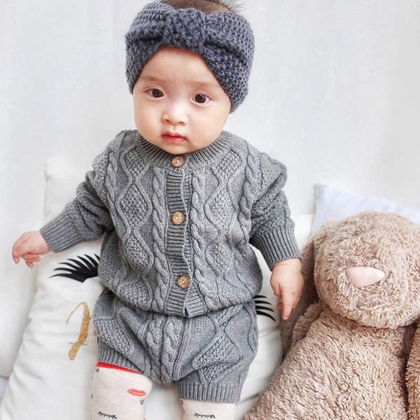 autumn infant children clothing sets boys girls baby knit sweater cardigan + shorts suit cotton baby clothes suit, White
autumn infant children clothing sets boys girls baby knit sweater cardigan + shorts suit cotton baby clothes suit, White