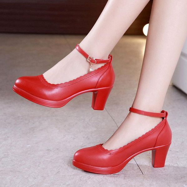 red wedding shoes round head large size women's shallow mouth word buckle with a thick model cheongsam show dress, Black
red wedding shoes round head large size women's shallow mouth word buckle with a thick model cheongsam show dress, Black