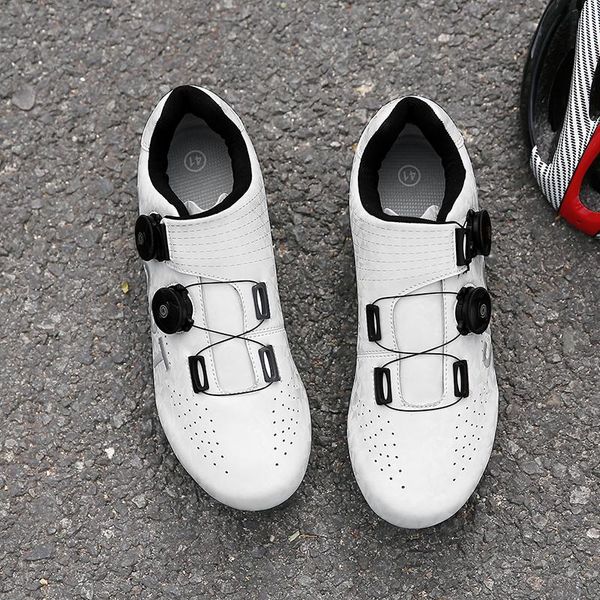 cycling footwear sneakers men professional upline road shoes mtb bicycle self-locking mountain bike sneaker man women 2021, Black
cycling footwear sneakers men professional upline road shoes mtb bicycle self-locking mountain bike sneaker man women 2021, Black