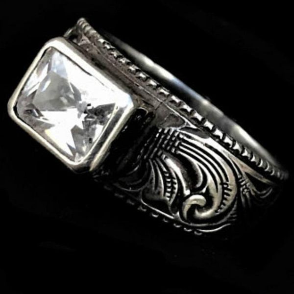 wedding rings unique western style rock jewelry ring lovers size 6-11, Slivery;golden
wedding rings unique western style rock jewelry ring lovers size 6-11, Slivery;golden