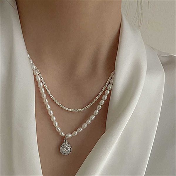 shimmering clavicle chain 2021 folding design of niche water drop pearl necklace feminine accessories, Silver
shimmering clavicle chain 2021 folding design of niche water drop pearl necklace feminine accessories, Silver