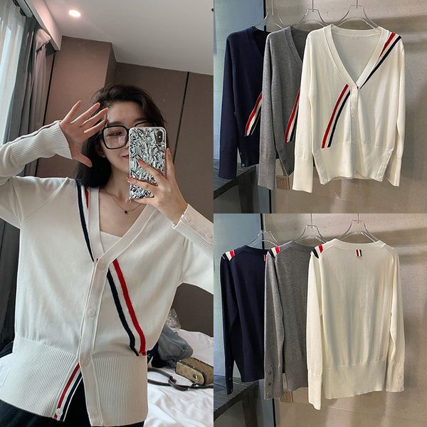 2021 autumn winter new tb lovers v-neck knitted cardigan fashion casual stripe long sleeve coat, White
2021 autumn winter new tb lovers v-neck knitted cardigan fashion casual stripe long sleeve coat, White