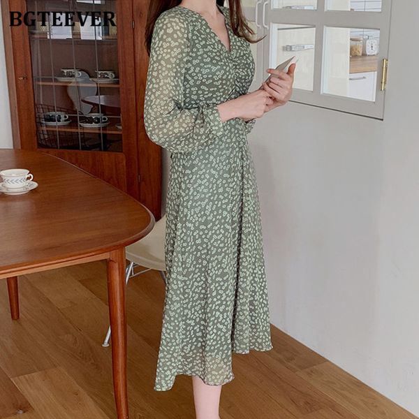 dresses new casual floral midi for women v-neck slim waist female ruched green chiffon dress 2021 spring vestidos piit, Black;gray
dresses new casual floral midi for women v-neck slim waist female ruched green chiffon dress 2021 spring vestidos piit, Black;gray