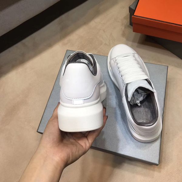 luxury designer shoes womens mens trainers white leather platform shoes flat casual party wedding shoes suede sports sneakers34-42, Black
luxury designer shoes womens mens trainers white leather platform shoes flat casual party wedding shoes suede sports sneakers34-42, Black