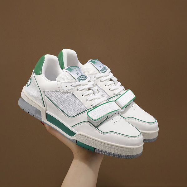 2021 couple fashion casual shoes outdoor sports show classic cartoon simple atmosphere leather l wholesale size 35-45, Black
2021 couple fashion casual shoes outdoor sports show classic cartoon simple atmosphere leather l wholesale size 35-45, Black