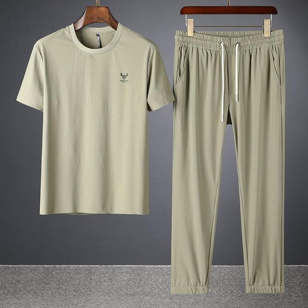men's tracksuits 2021 summer ultra thin silk sliding fast drying high end two piece ice breathable short sleeve casual sports suit, Gray
men's tracksuits 2021 summer ultra thin silk sliding fast drying high end two piece ice breathable short sleeve casual sports suit, Gray