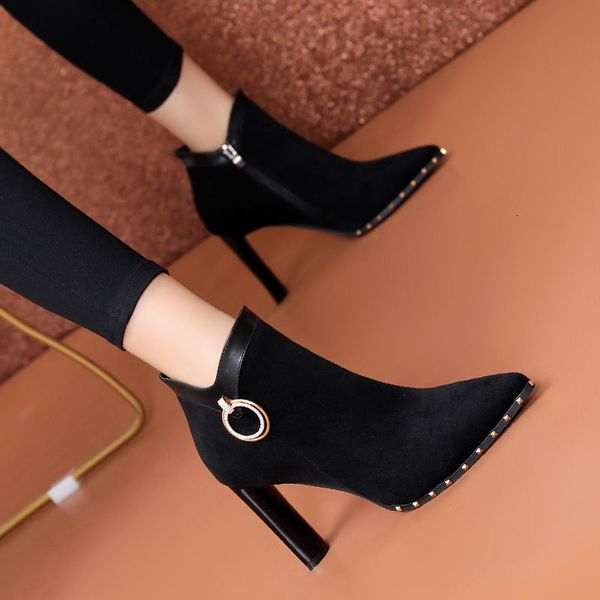 shoes short boots woman, high heeled ankle boots,women's winter plush shoes,rivets platforms,pointed toe,female footware,black y6rq
shoes short boots woman, high heeled ankle boots,women's winter plush shoes,rivets platforms,pointed toe,female footware,black y6rq