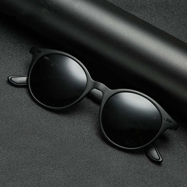 luxury designer sunglasses retro rivet polarized fashion oval frame sun glasses for men women driving shade eyewear gafas de sol, White;black
luxury designer sunglasses retro rivet polarized fashion oval frame sun glasses for men women driving shade eyewear gafas de sol, White;black