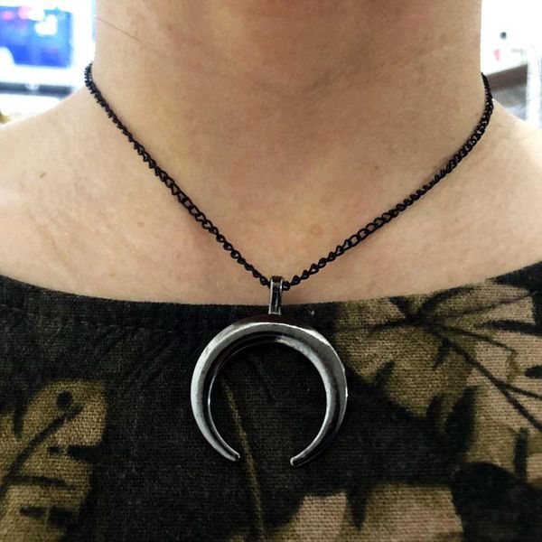 pendant necklaces gothic black moon necklace for women simple gold color horn choker chain punk jewelry party gifts wholesale vgn059, Silver
pendant necklaces gothic black moon necklace for women simple gold color horn choker chain punk jewelry party gifts wholesale vgn059, Silver