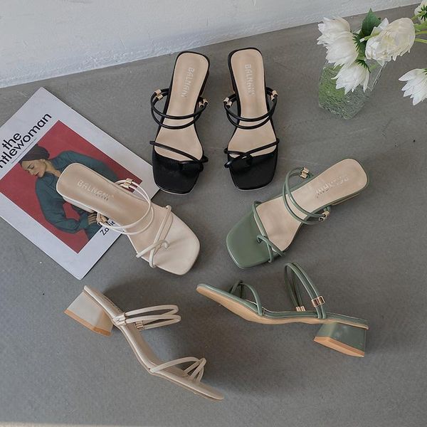 slippers shoes woman 2021 med cross-tied square heel summer pantofle luxury slides block soft designer scandals rome pu eleg, Black
slippers shoes woman 2021 med cross-tied square heel summer pantofle luxury slides block soft designer scandals rome pu eleg, Black