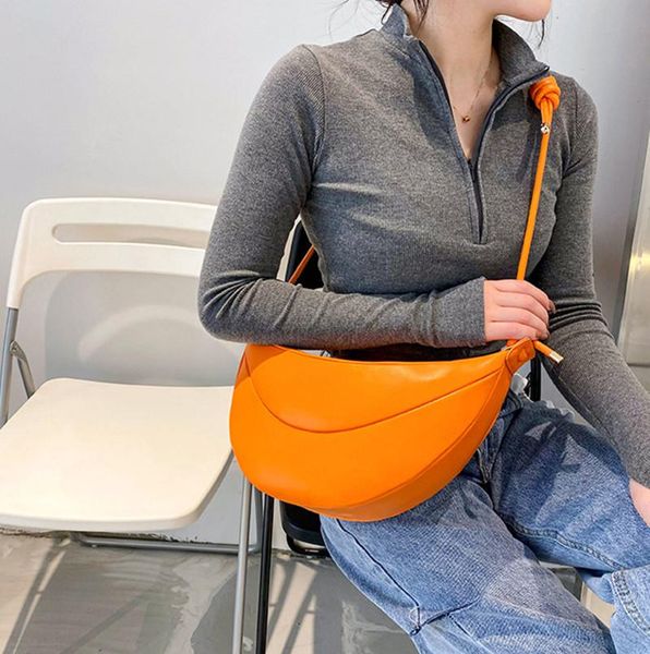 designer belt bags fashion women's bag half month pu leather fanny pack bananka shoulder satchel belly band waist
designer belt bags fashion women's bag half month pu leather fanny pack bananka shoulder satchel belly band waist