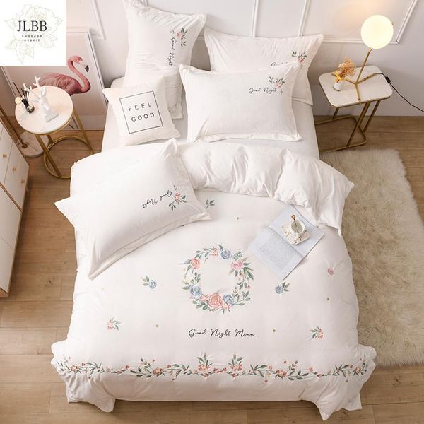 bedding sets white warm soft flannel velvet fleece flowers embroidery set double duvet cover bed linen pillowcases home textile
bedding sets white warm soft flannel velvet fleece flowers embroidery set double duvet cover bed linen pillowcases home textile
