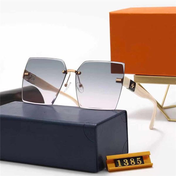 ladies fashion sunglasses box luxury design sun glasses factory price expert design quality latest style original status, White;black
ladies fashion sunglasses box luxury design sun glasses factory price expert design quality latest style original status, White;black