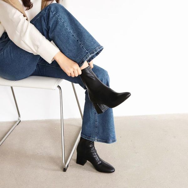 4 colors women shoes 2020 autumn and winter genuine female short boots suede women round head heel booties british size 33-42, Black
4 colors women shoes 2020 autumn and winter genuine female short boots suede women round head heel booties british size 33-42, Black