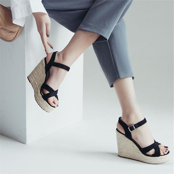 fashion women summer sandals shoes buckle strap leisure platform wedges rope high heels 11cm, Black
fashion women summer sandals shoes buckle strap leisure platform wedges rope high heels 11cm, Black