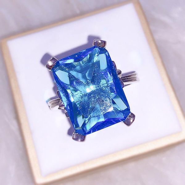 cluster rings exquisite natural z aquamarine ring elegant temperament ladies jewelry fashion romantic luxury gift, Golden;silver
cluster rings exquisite natural z aquamarine ring elegant temperament ladies jewelry fashion romantic luxury gift, Golden;silver